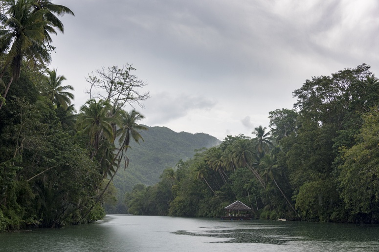 loboc river rain philippines