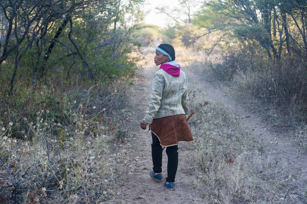 botswana kalahari san woman bushman