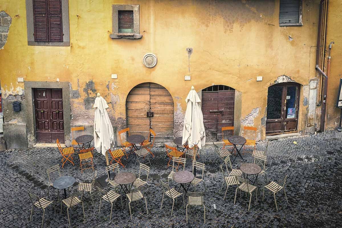 cafe italy outside