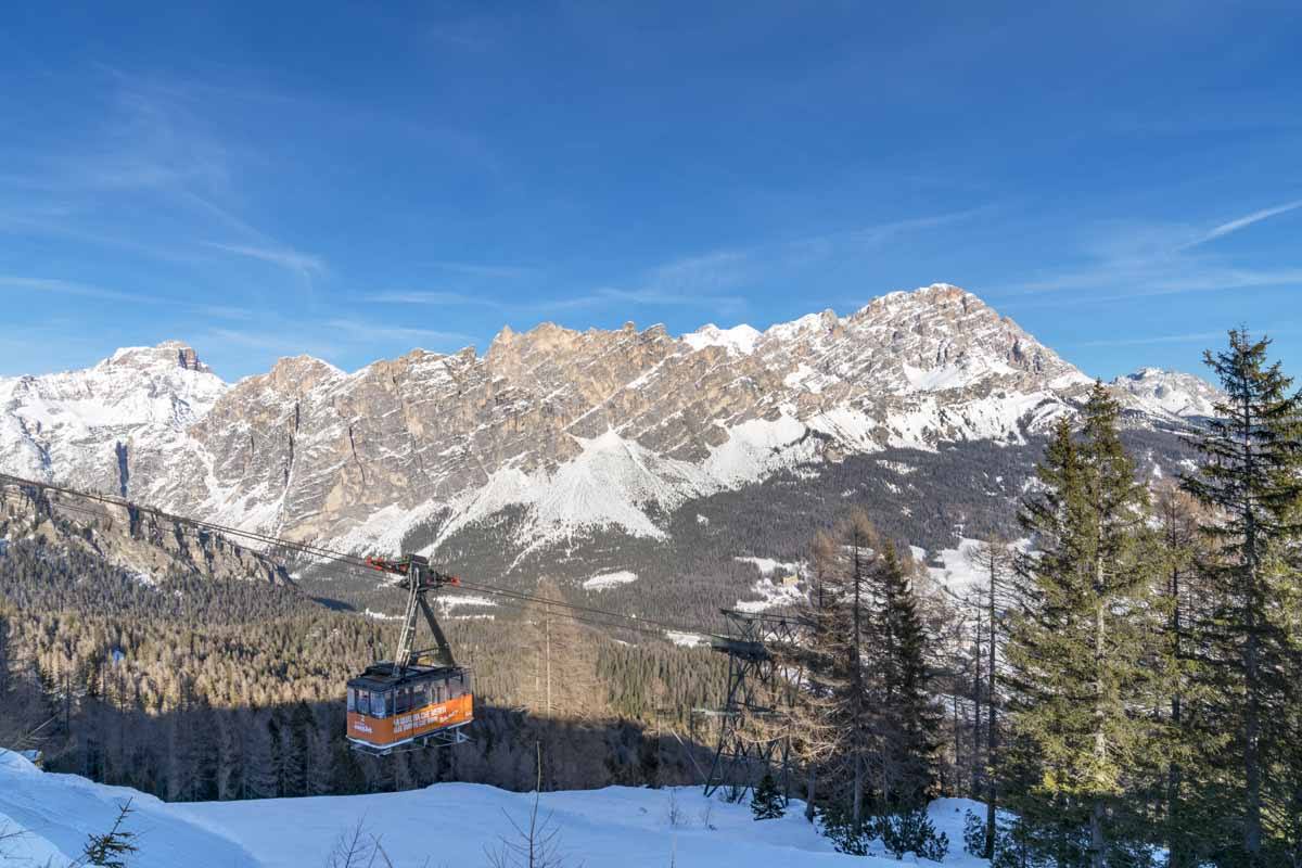 cortina winter cable car