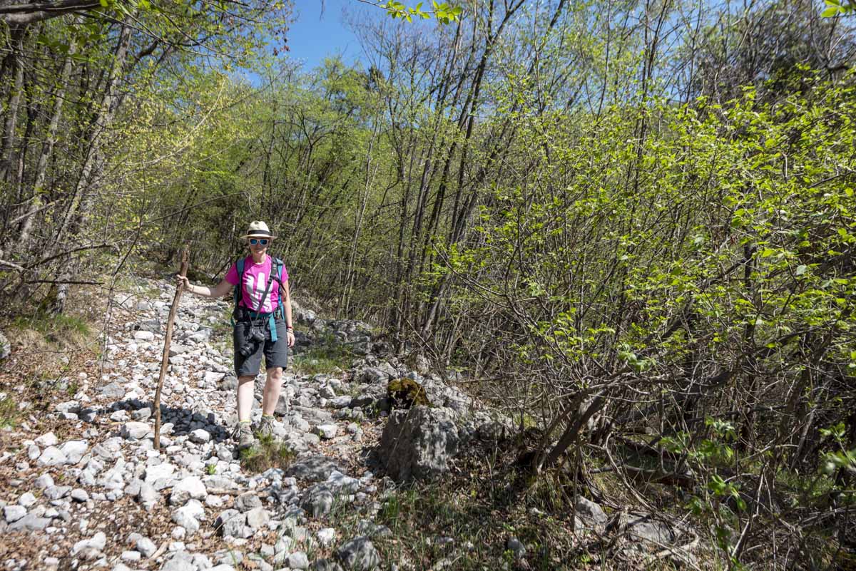 woman hiking lake garda