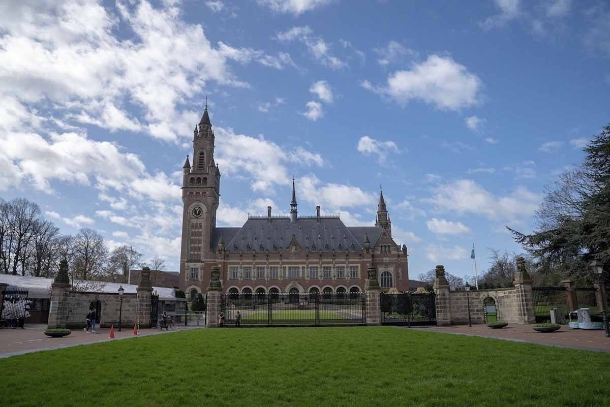 peace palace the hague outside