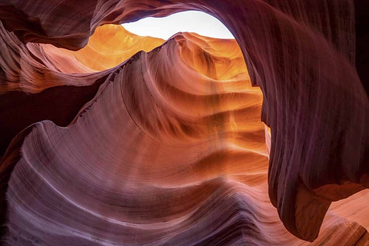 Upper Vs Lower Antelope Canyon Which To Visit The Crowded Planet