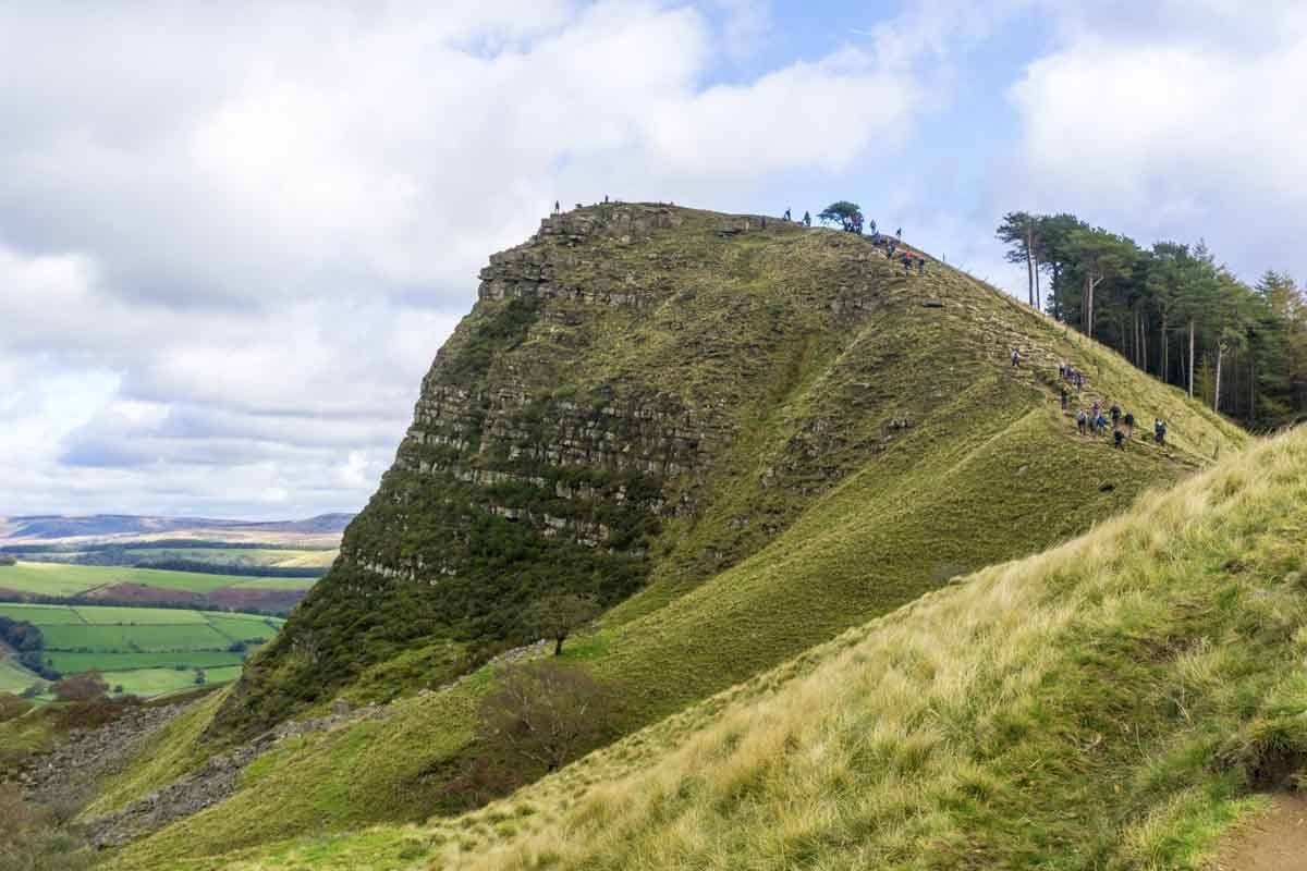 is mam tor a hard walk